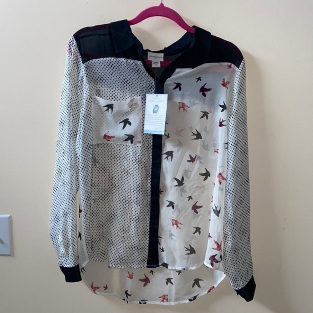 Jaclyn Smith sheer blouse with birds size large